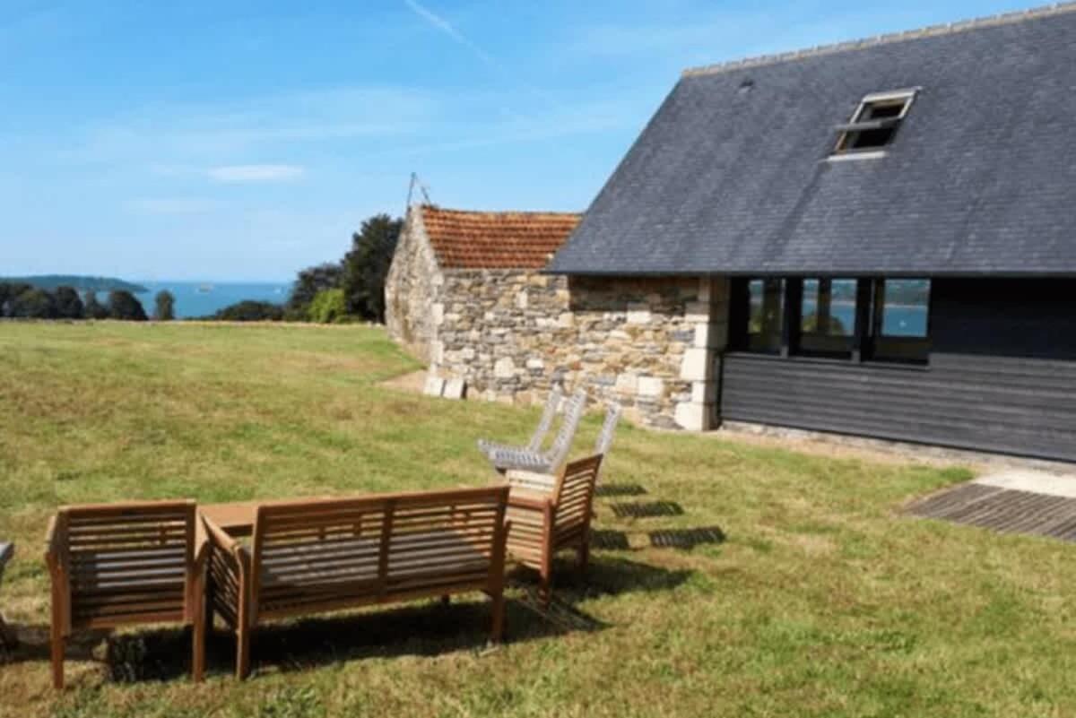 Large Farmhouse With Garden And Sea View For 8 People Locquenole Luaran gambar